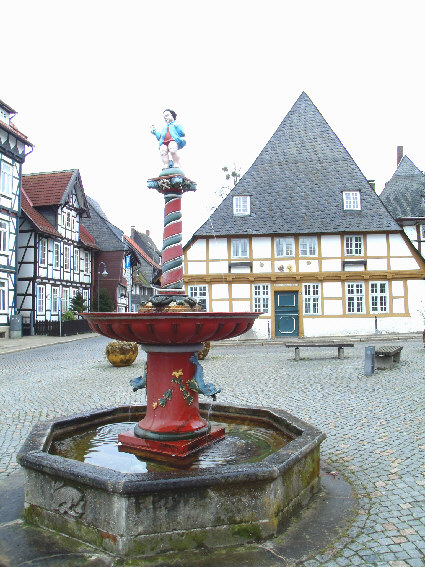 frankenberger plan mit brunnen u. stift  kleines heiliges kreuz