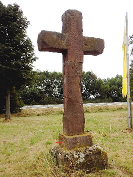 steinkreuz pfeddersheim