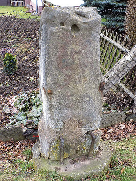 fragment andachtsmal am kreuzstein